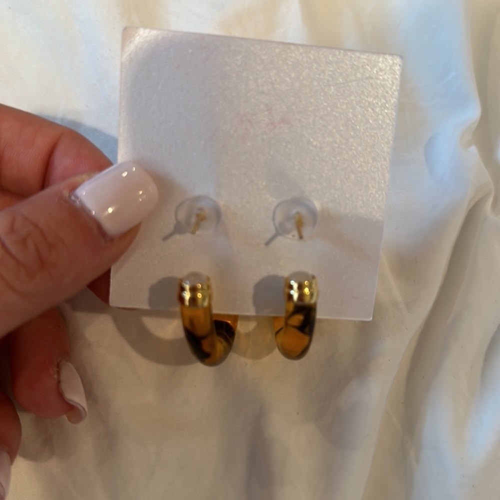 Addison weeks tortoise shell hoops - Picture 2 of 2